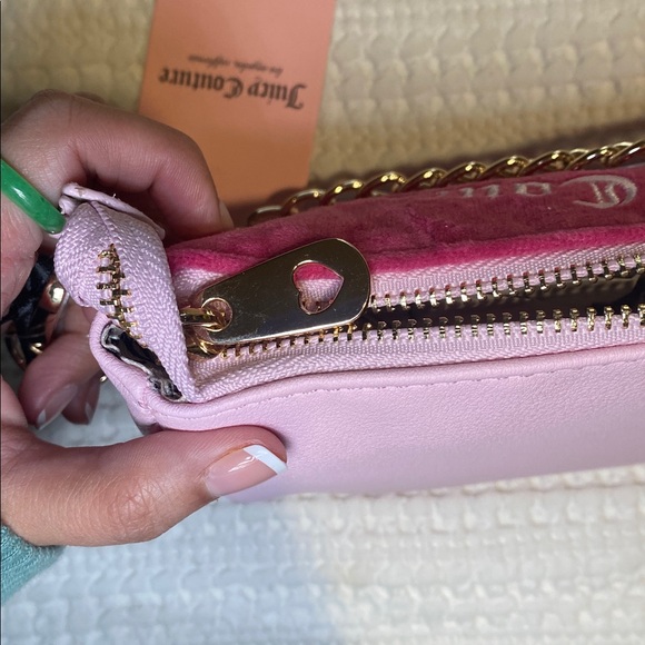NWT Juicy Couture Hot Pink & Baby pink wristlet with Chain Strap & rhinestones 💞 - Picture 8 of 11